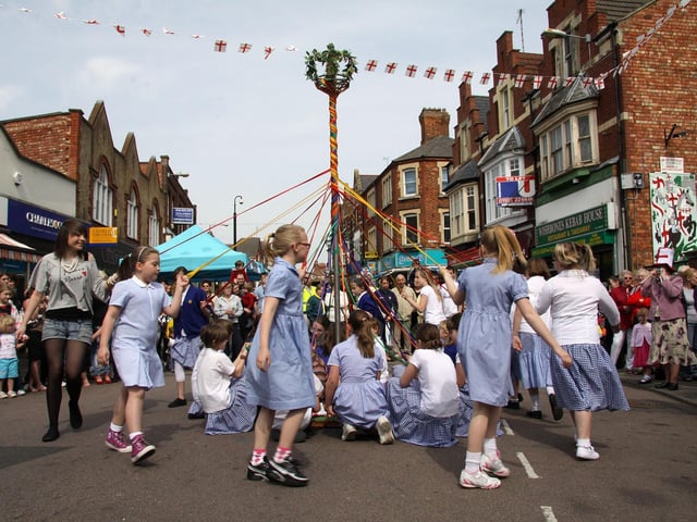 Alfred Street School Maypole dance for the crowds at the first St George's Parade in Rushden 2010