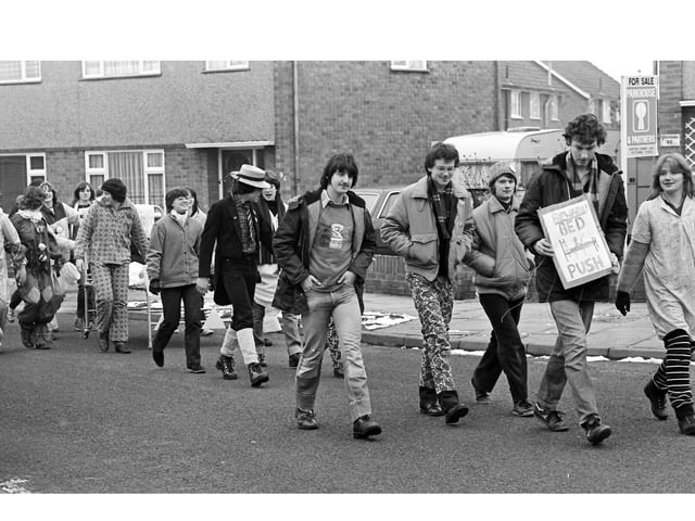 CHARITY BED PUSH FOR KGH KIDS WARD FROM BARTON SEAGRAVE 1981