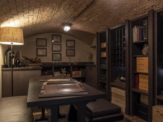 The cellar has a 'snug' for cosy drinks