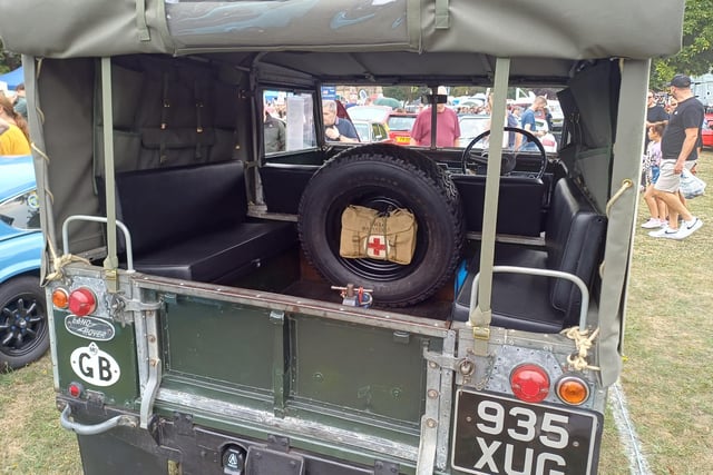 Rushden Car Rally Picture special: All the best bits as classic cars line Rushden's Hall Park