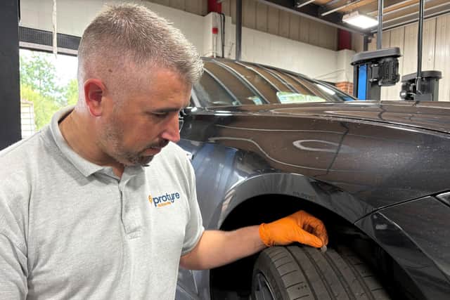 Garry Mantle from Protyre Autocare shows how to perform the 20p test to check a tyre’s tread depth