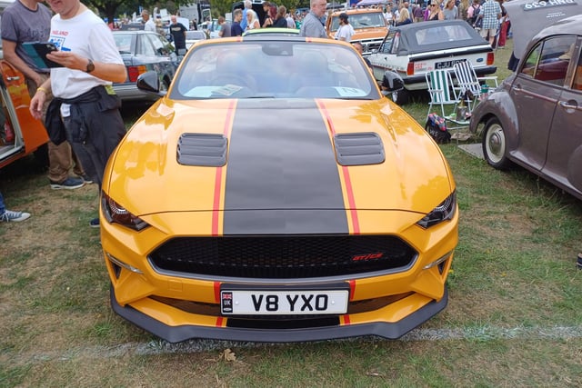 Rushden Car Rally Picture special: All the best bits as classic cars line Rushden's Hall Park