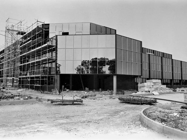 RS Components 1983