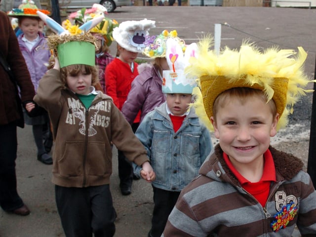 Pupils from Rothwell Victoria Infants, with their Easter bonnets in the parade 2009