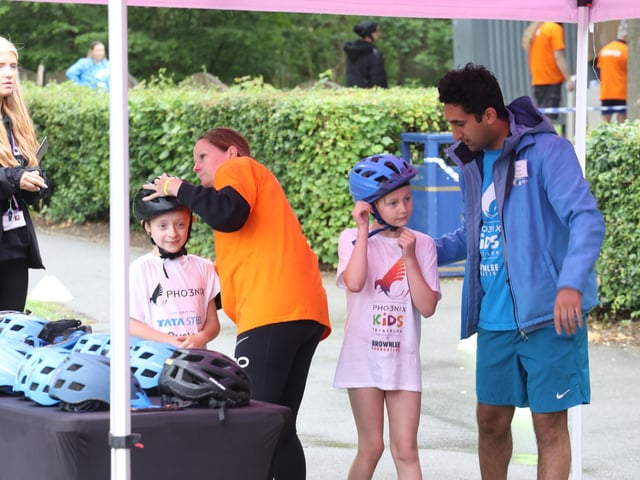 School pupils take part in the Kids of Steel mini triathlon in Corby/IMG