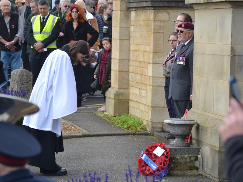Hundreds gather at Broad Green in Wellingborough to pay respects at Remembrance Sunday service