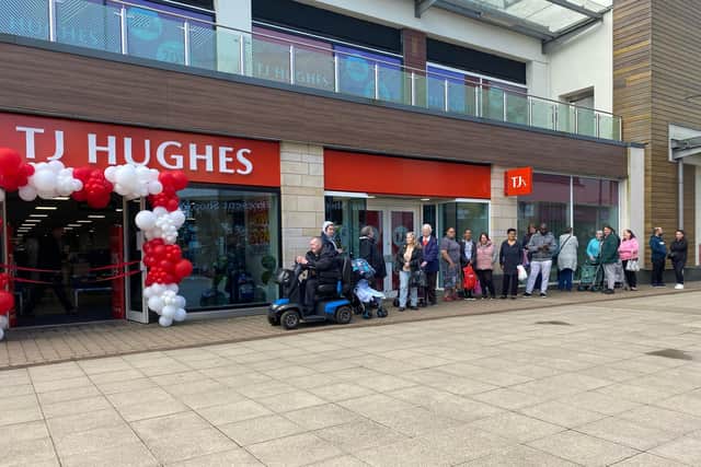 The queue outside TJ Hughes this morning (Thursday, May 11)