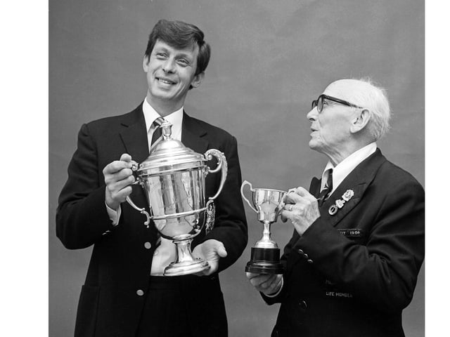 1979 KETTERING BOWLS TROPHY JIM CHAMBERS
