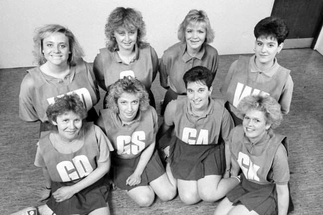 Snippers Netball teams from Kettering 1988