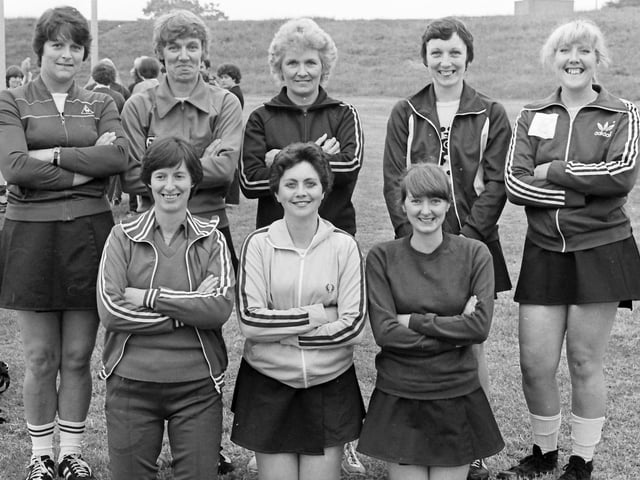 1982 - a rounders team smiles for the camera