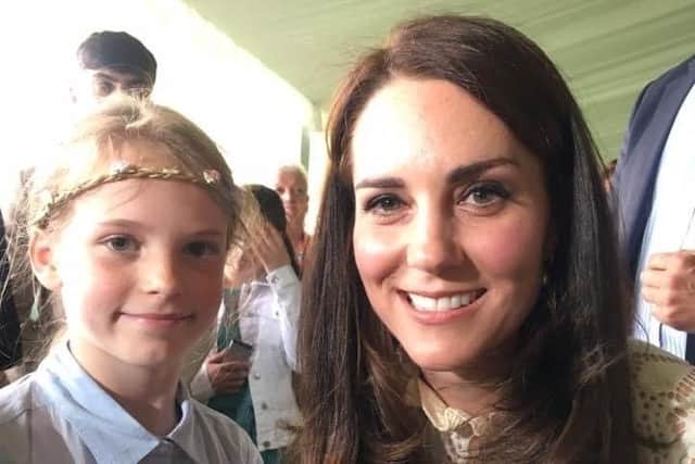 Sofia Chacksfield with Kate Middleton in 2007