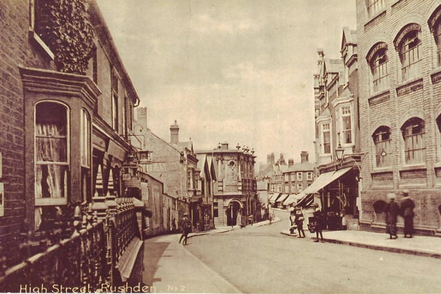 Rushden High Street in 1912 (Picture supplied by the late Eric Fowell)