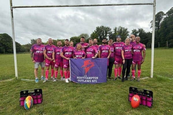 The Outlaws with main shirt sponsor, Purple Pitch PR, CEO, Michelle Nichols.