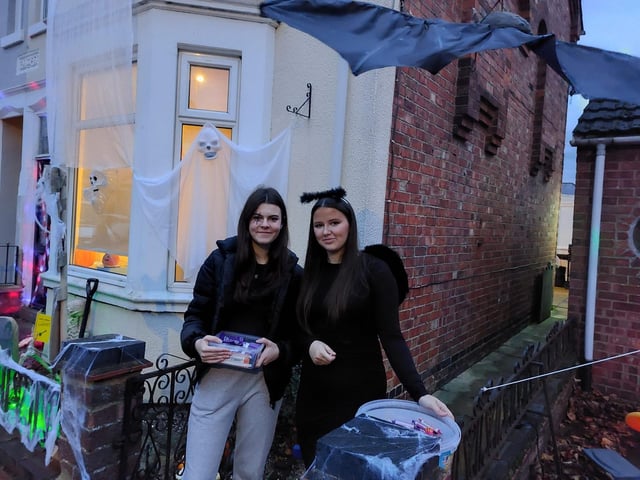 Kingsley Avenue Halloween