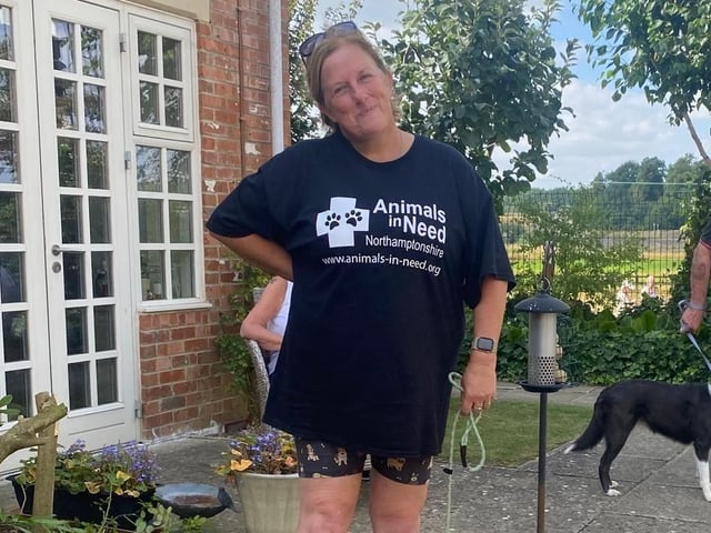 Annie and Mavis enjoying the Dog show with a great turn out at Brampton View Care Home