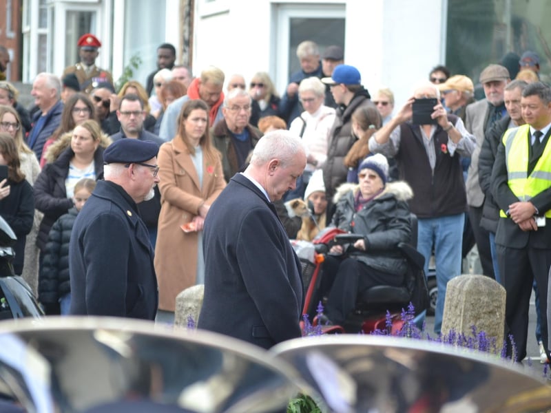 Hundreds gather at Broad Green in Wellingborough to pay respects at Remembrance Sunday service