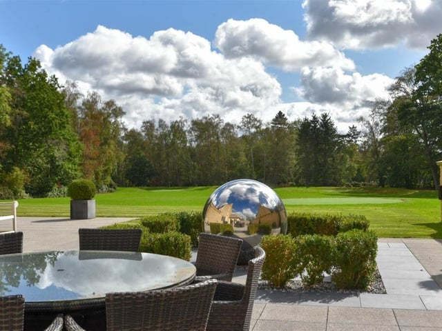 All of this could be yours for £2.75 million.