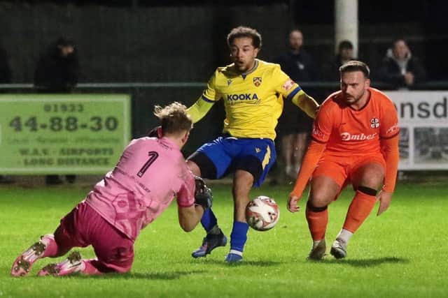 Neo Richard-Noel is denied by the Boldmere keeper (Picture: Rob Webb)