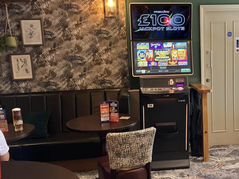 The reopening on Friday, August 16 was marked by live music and a DJ set