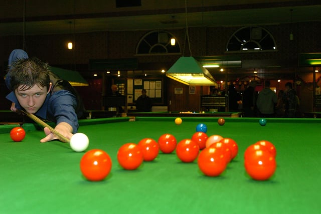 Kyren - who was the defending champion - takes aim at the Grand Snooker under-21 finals in Rushden in 2008