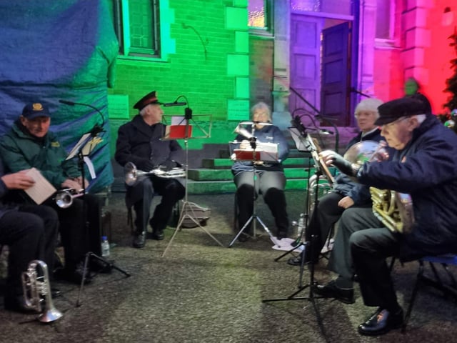 It's no longer too early for Christmas songs in Rushden