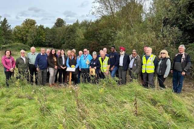 A plaque dedicated to the Lions was unveiled by Lord Lieutenant Mandy Young, MBE in the presence of the mayor of Corby, the Lions’ district governor, and other dignitaries
