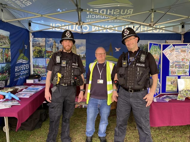 Local Traders and live entertainment on offer as Rushden celebrates in the sun