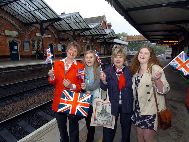Wellingborough Station, off to London to be part of the Royal Wedding Sarah Baldwin with daughter Lucy, 16, and Carole Pope and daughter Thea, 16,
Friday, 29 April 2011