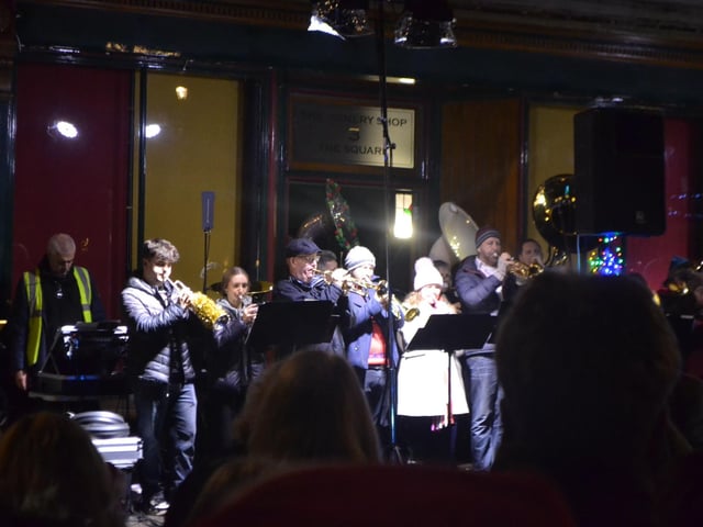 Thousands gather in Earls Barton Square for annual carol service