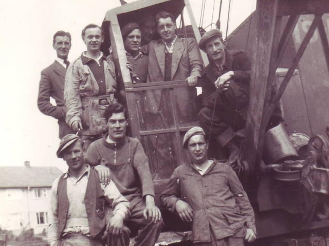 The 'pouring gang' on the Hazel Leys estate, Corby in 1949