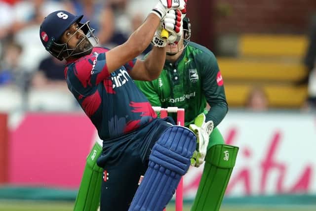 Ravi Bopara top-scored with 61 from 44 balls for the Steelbacks at Leicestershire