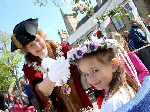 Higham Ferrers, May Day 2013 crowning: Mayor, Sheila Mantle crowns may queen Megan Foster