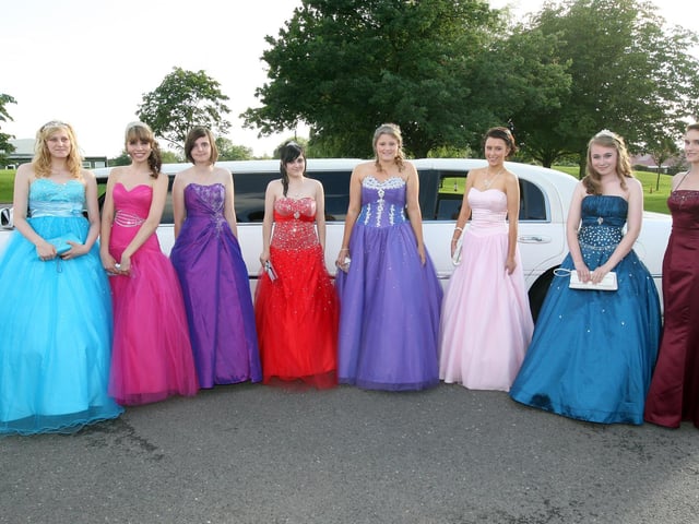 Ferrers Specialists Arts College Year-11 prom 2007