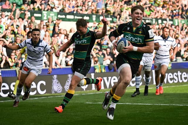 Tommy Freeman scored a special try for Saints (photo by BEN STANSALL/AFP via Getty Images)