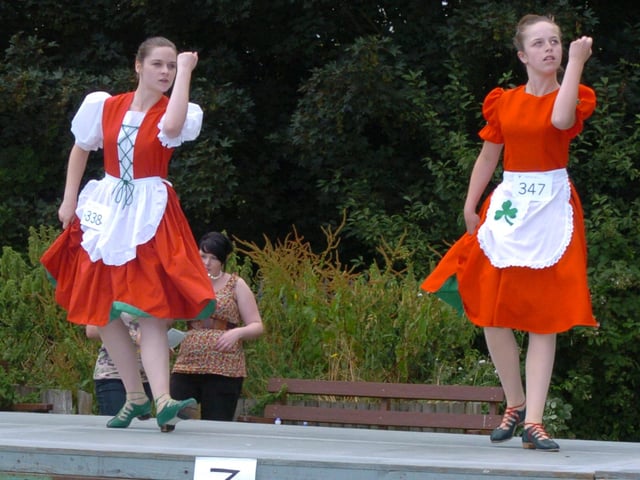 Corby Highland Gathering 2009: Two dancers perform for the judges