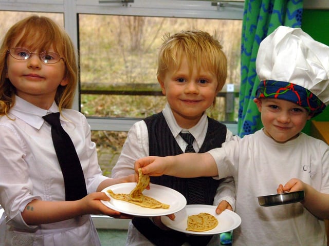 Kettering Leap Frog Nursery pancake activities Joe Pringle, Sophie Halsall, and Henri McNair 2009