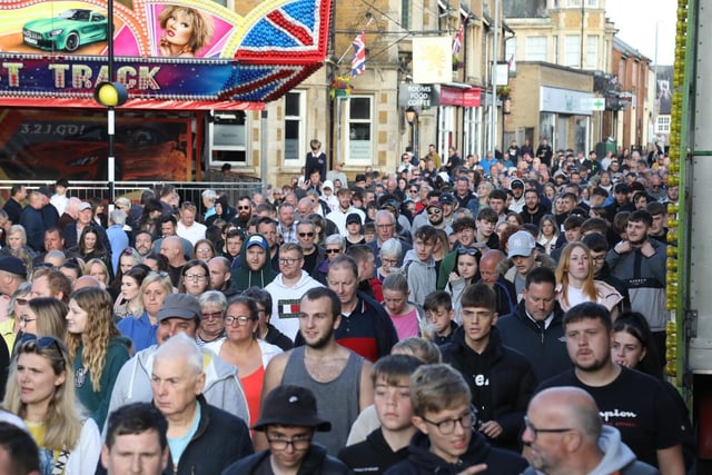 Rowell Fair Proclamation 2022  - hundreds packed into the streets of Rothwell