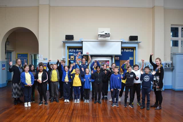 Amy Smith visited Alfred Street School on Friday