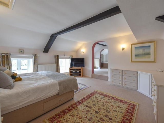A traditional five bedroom home that backs onto Althorp Estate woodland.