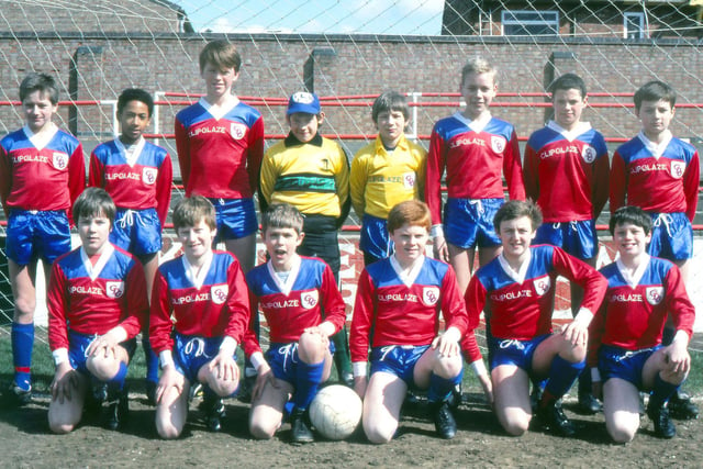 Ise Lodge FC 1984 featuring a young Sean Dyche front row fourth from the left