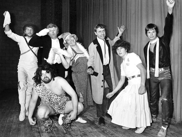 KETTERING GANG SHOW 1981 Retro Christmas pictures from the 1980s:Christmas in the 1980s