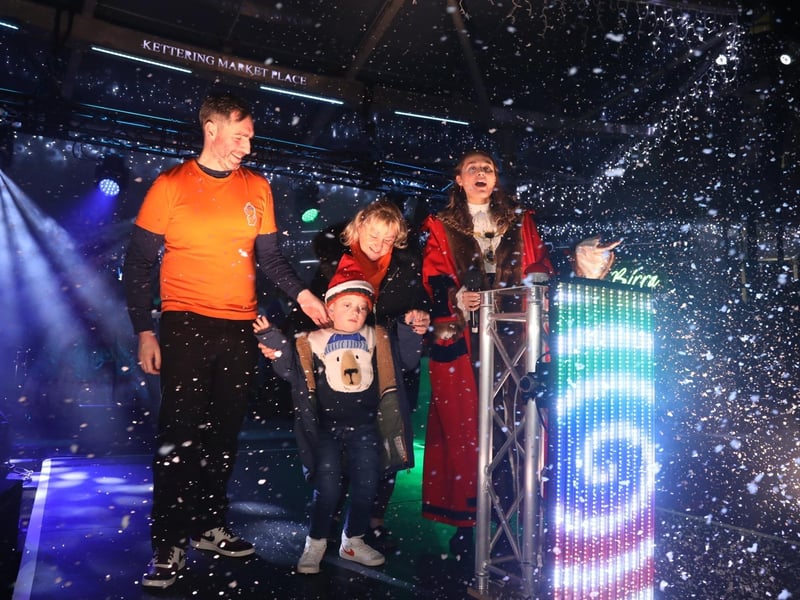 Kettering light switch on 2023:Kettering Christmas Lights Switch On