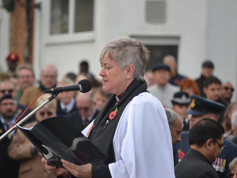 Hundreds gather at Broad Green in Wellingborough to pay respects at Remembrance Sunday service