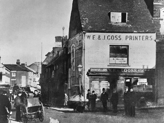 Kettering High Street in the early 1900s