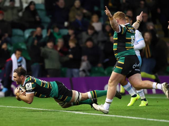 Josh Kemeny is staying at Saints (photo by David Rogers/Getty Images)