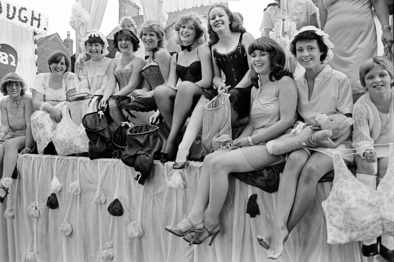 Desborough Carnival retro picture special - 54 photos from the 1970s ...