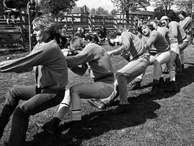 Kettering May Day Harlequin pub fun day 1982