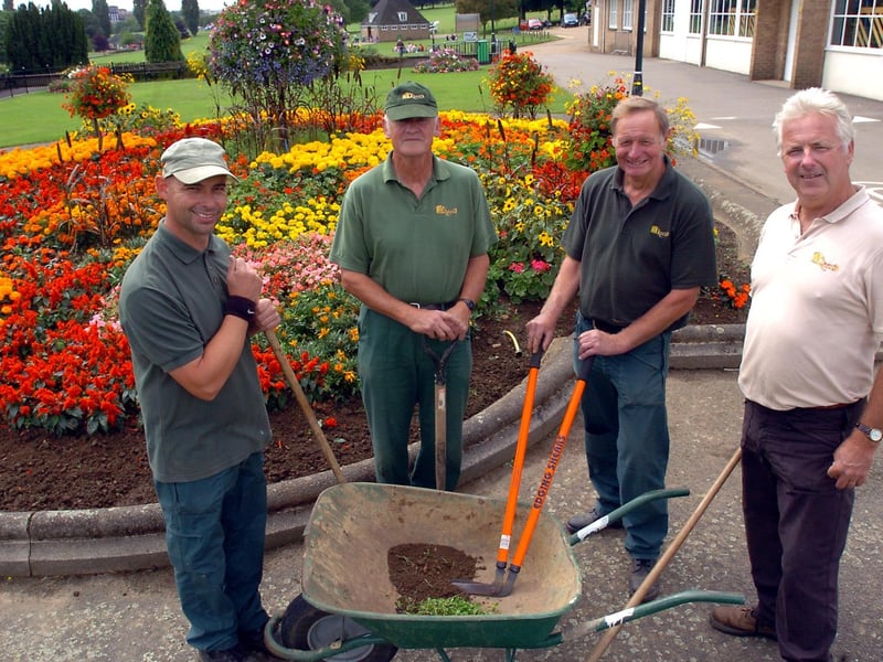 Kettering, Wicksteed Park, gardening team l-r Kev Lenton, Michael Clarkson and Bert Woolley, Head Gardener Chris Shatford August 2007
