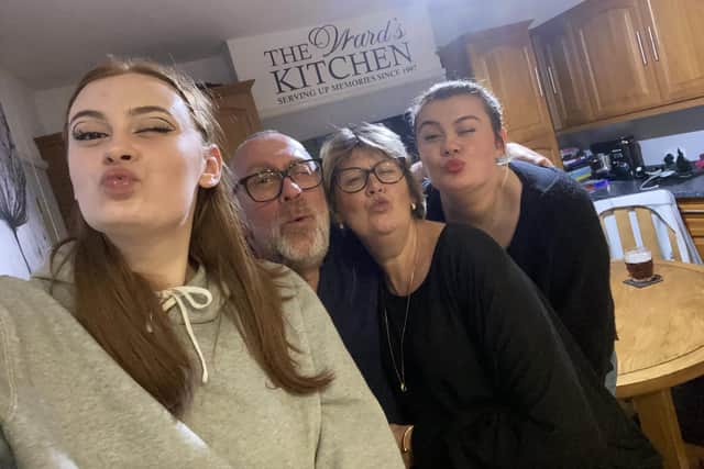 Daisy, her parents, and sister