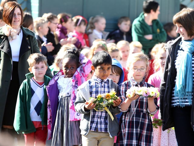May Day Hawthorn Community Primary School 2013